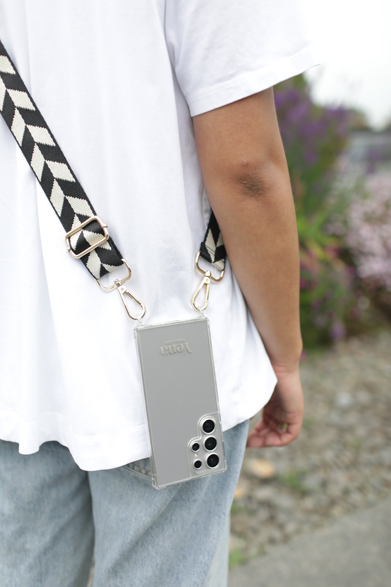 Woven Black and Cream Geometric Leaf Strap