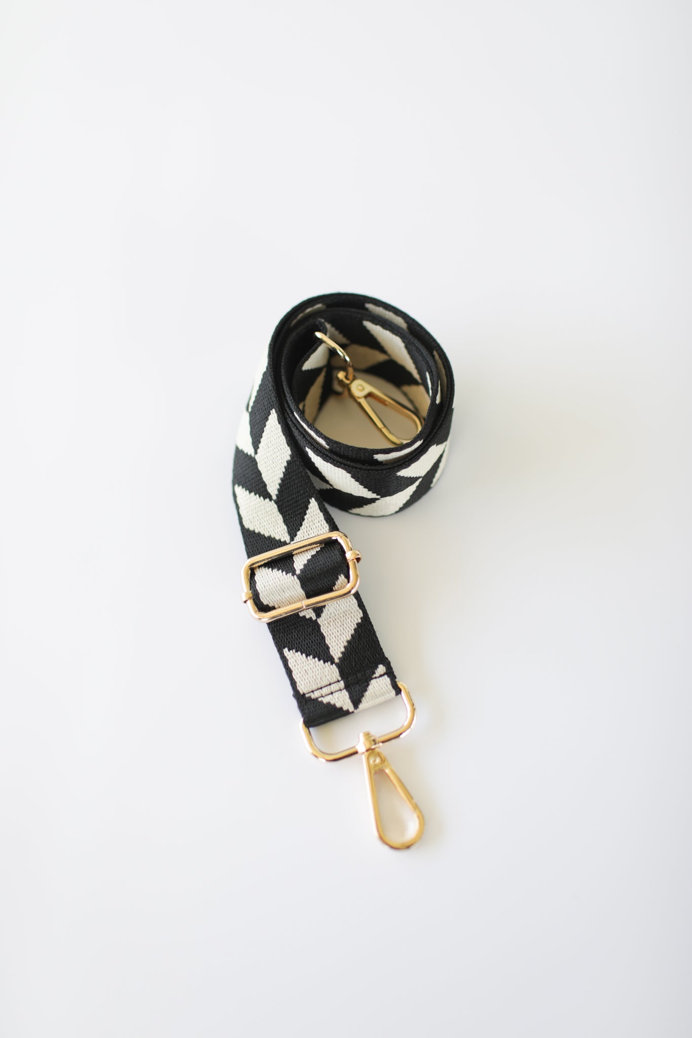 Woven Black and Cream Geometric Leaf Strap